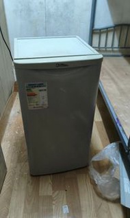 （不議價)二手正常可以用，Kaneda 金田牌單門雪柜，型號 KF129/

總容量:100公升
ISO容量:89公升
冷凍功能: 直冷式
R600a環保雪種
尺寸:W449 H840 D470 (m