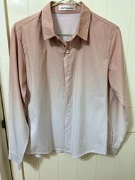 粉色漸層襯衫
