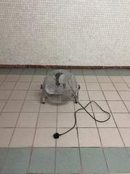 fan 金屬扇葉風扇電風扇（上水交收）正常使用有運行影片 Trade at sheung shui 循環風扇 抽氣扇 電動工具