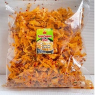 Cassava chips with coriander seasoning