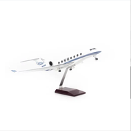Mô hình máy bay Gulfstream G650ER lắp ráp có đèn 1:75