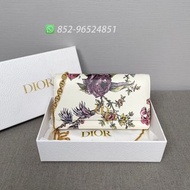🔥全新閒置 可送禮✨全港最平 ‼支持面交陪驗 ‼🌈Dior CaroPetites Fleurs Print  Wallet on Chain S5134UBIE-M884 White 白色 花卉鏈條