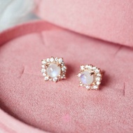 Rosenmarry/ต่างหูพลอยแท้มูนสโตนเลือปฟ้า เรือนเงินแท้925เครื่องประดับอัญมณี พลอยเสริมดวง พร้อมกล่อง R