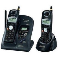 國際牌Panasonic KX-TG2632 ,2.4GHz數位雙子機答錄無線電話,可對講,黑/白,2子機, 近全新
