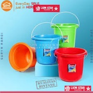 Lux 5Gl PL-5 LION STAR Bucket