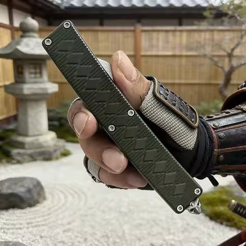 Tactical OTF Knife D2 Steel Blade Zinc Aluminum Handle Pocket Knife for Outdoor Camping Hunting Pock