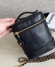 Chanel Vanity Crossbody Shoulder Bag vintage 香奈兒 化妝 水桶 包 袋 中古