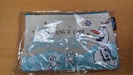 #新春跳蚤市場全新冰雪奇緣系列拉鍊包。Frozen萬用拉鍊包。Disney雪寶筆袋。帆布袋
