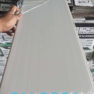 putih polos tanpa Nat plafon PVC