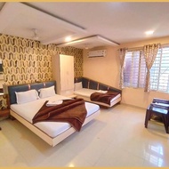 โรงแรม Jaisinghpura Road Mahakal # Ashray Palace Near Mahakaleshwar Jyotirlinga And Railway Station