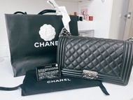 Boy Chanel 25cm 荔枝牛皮古銅扣