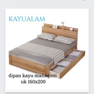 dipan kayu minimalis modern tidur