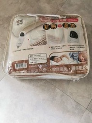電暖氈