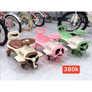 SHAKING CAR FOR KIDS - FOOT CARRIER FOR KIDS