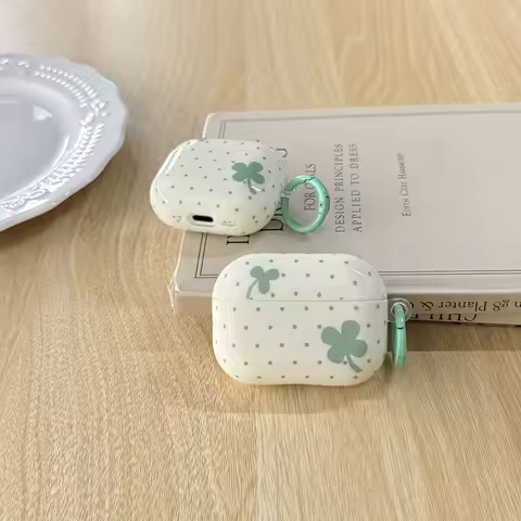 Simple Lucky Four-Leaf Clover Grey Polka Dot Pattern Earphone Case with Green Ring Cover for AirPods
