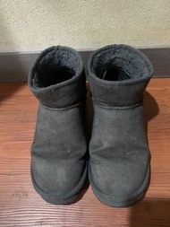 VANS灰色雪靴