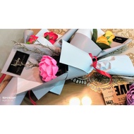 Paper flower bouquet of 1 flower