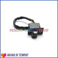 Tombol Saklar Sen Plus Hazard 3 Kabel - Honda Revo 110 - Spacy Fi - Spacy Karbu - Vario 110 Techno (