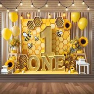 1pc 2D Flat Bee & Sunflower Theme Birthday Party Backdrop, Featuring Golden Bees And Flowers, Meanin