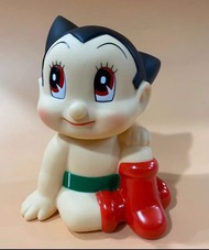 RUNA雷德王存錢罐 奧特曼 雷德王25厘米大存錢罐，日版無盒品相如圖，聲效正常，順豐包郵，二手物品不退不換