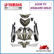 {HLY } COVERSET / COVER SET BODY SET YAMAHA LC135 V1 NESCAFE GOLD HITAM / BLACK