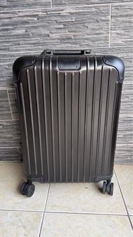 Rimowa original cabin 行李箱