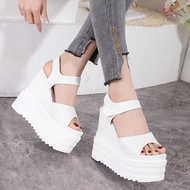 GIÀY SANDAL ĐẾ XUỒNG QUAI BẢNG 12P
