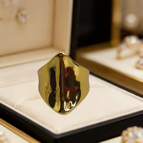 2026 Spain Personalized Mature Gold Silver Geometric Ring Jewelry Accessories Creative Gift