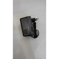 OUTPUT Adapter: 9.0VDC 200mA MODEL: AEC-3590 INPUT: 120VAC 60Hz 6W