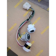 TOYOTA GENUINE TAIL LAMP SOCKET NCP42 VIOS