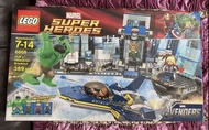LEGO 6868 Avengers Hulk‘s Helicarrier Breakout