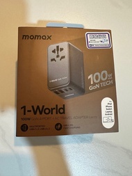 Momax 100W旅行轉插充電器Travel adapter (100%全新）