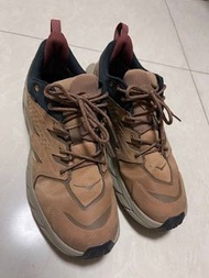 hoka one one anacapa low gtx