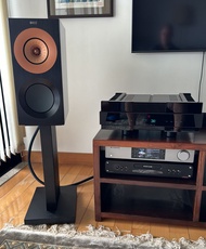 KEF Reference 1 Meta Speakers and S-RF1 Speaker Stands in Black colour