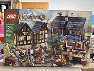 LEGO 城堡系列 10193 中世紀集市(盒有凹痕）