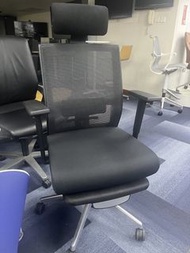 人體工學網布辦公椅 帶腳踏