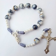 Gold-patterned marble mini rosary - Catholic wedding souvenir rosary - Catholic rosary