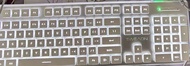有線機器鍵盤 前行者710 白色