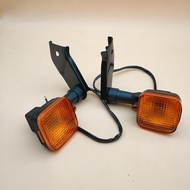 Men's Motorcycle CG King 125 Turn Signal ZJ125 Motorcycle Light Riding Turn Light Assembly CG125 Zhu