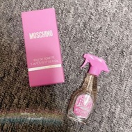 Moschino pink fresh香水