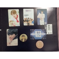 BTS WORLD OFFICIAL PHOTOCARD AND MAGNET