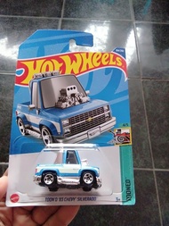 Hot wheels TOOND 83 CHEVY SILVERADO
