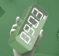 床頭/檯頭電子時鐘鬧鐘 重低音充電藍芽喇叭  抺茶綠 Portable Rechargeable Bluetooth Speaker Alarm Clock GreenTea Color