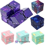 Fidget Cube Infinite Cubes Sensory Stress Relief Decompression Cube Vinyl Desk Toy Macaron Toys Fidg