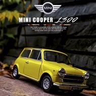 Welly 1:24 Scale 1973-1975 Mini Cooper 1300 cc Car Diecast Model Yellow Mr Bean Version White Toy gg