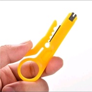 Practical cable stripper cable stripper