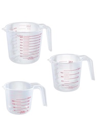 1只塑料量杯,pp材質,具備嘴嘴和手柄,可放入微波爐和洗碗機清洗(250ml/500ml/1000ml)