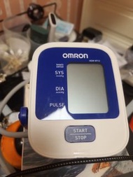 Omron HEM-6112 血壓計