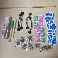 雜貨集 鞋油+四個磁吸理線器+手機貼膜工具包（白邊填充劑及毛刷8組+清潔棉片10入+除塵貼紙9組）+溫度計收納盒等 @c798