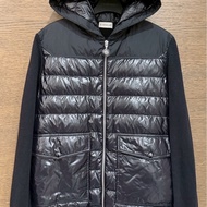 Moncler羽絨連帽外套
